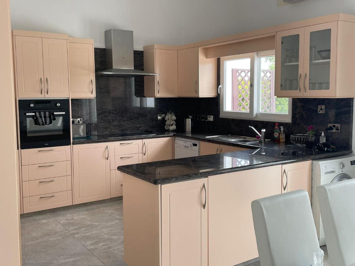Villa Ambios Peyia Bagian luar foto